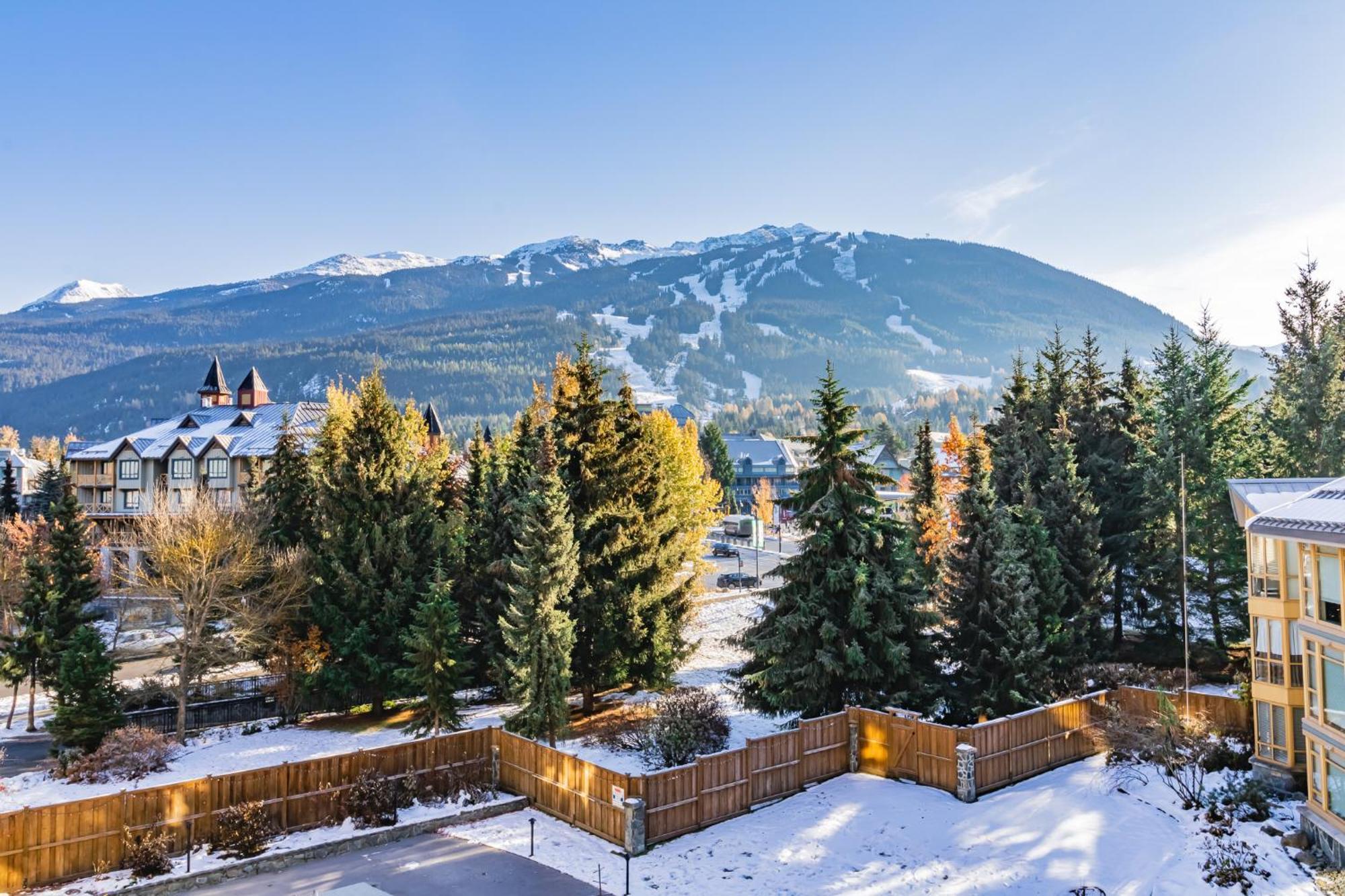Cascade Lodge By Elevate Vacations Уислър Екстериор снимка